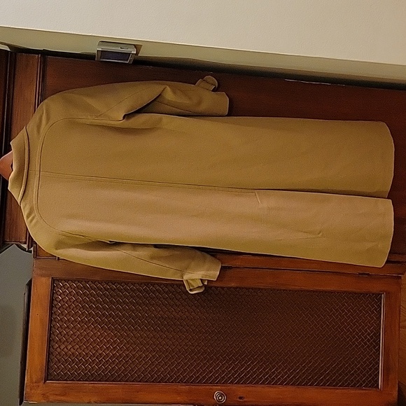 Vintage International Scene Long Tan Double Breasted Coat with Gold Buttons 7/8 - Picture 8 of 11